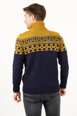 Balıkçı Yaka Jakar Desenli Erkek Triko Kazak