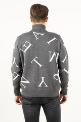 Fermuarlı Dik Yaka Harf Detaylı Erkek Triko Kazak