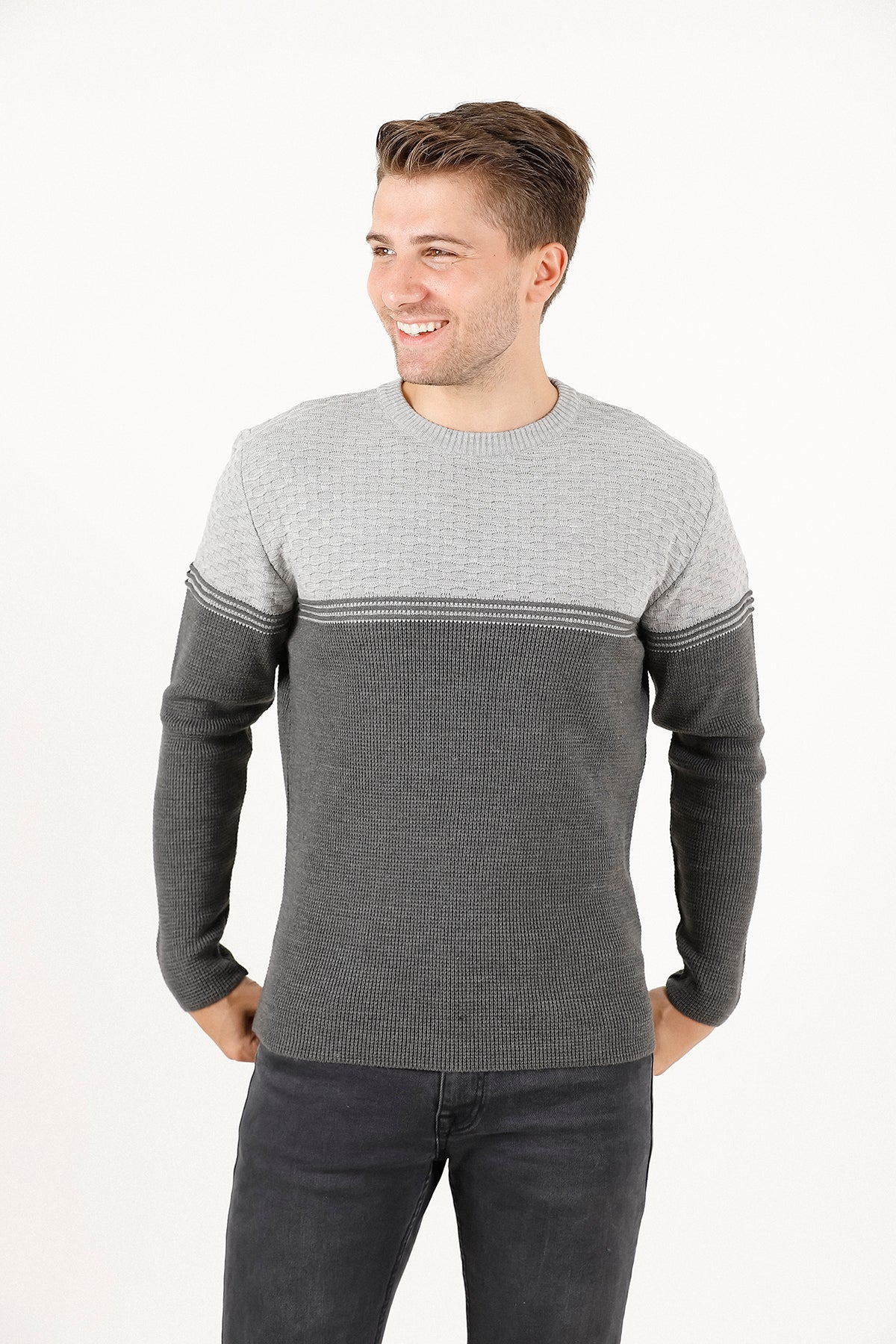 Bisiklet Yaka İki Renkli Erkek Triko Kazak