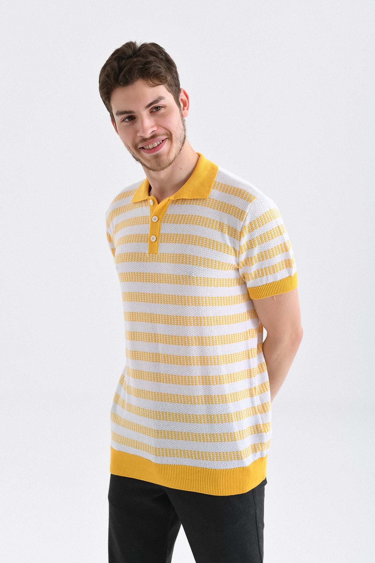 Polo Yaka Çizgili Triko Tişört